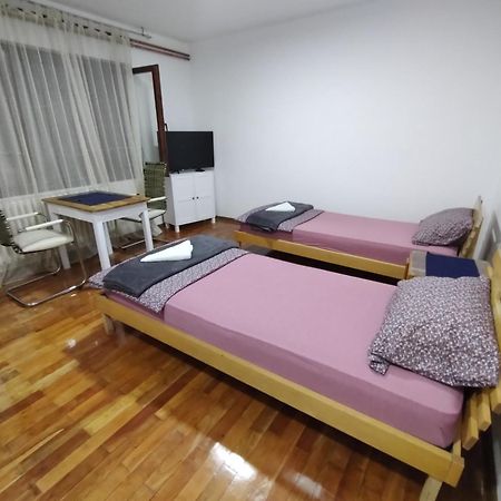 Stan Apartment Sremska Mitrovica Exterior photo