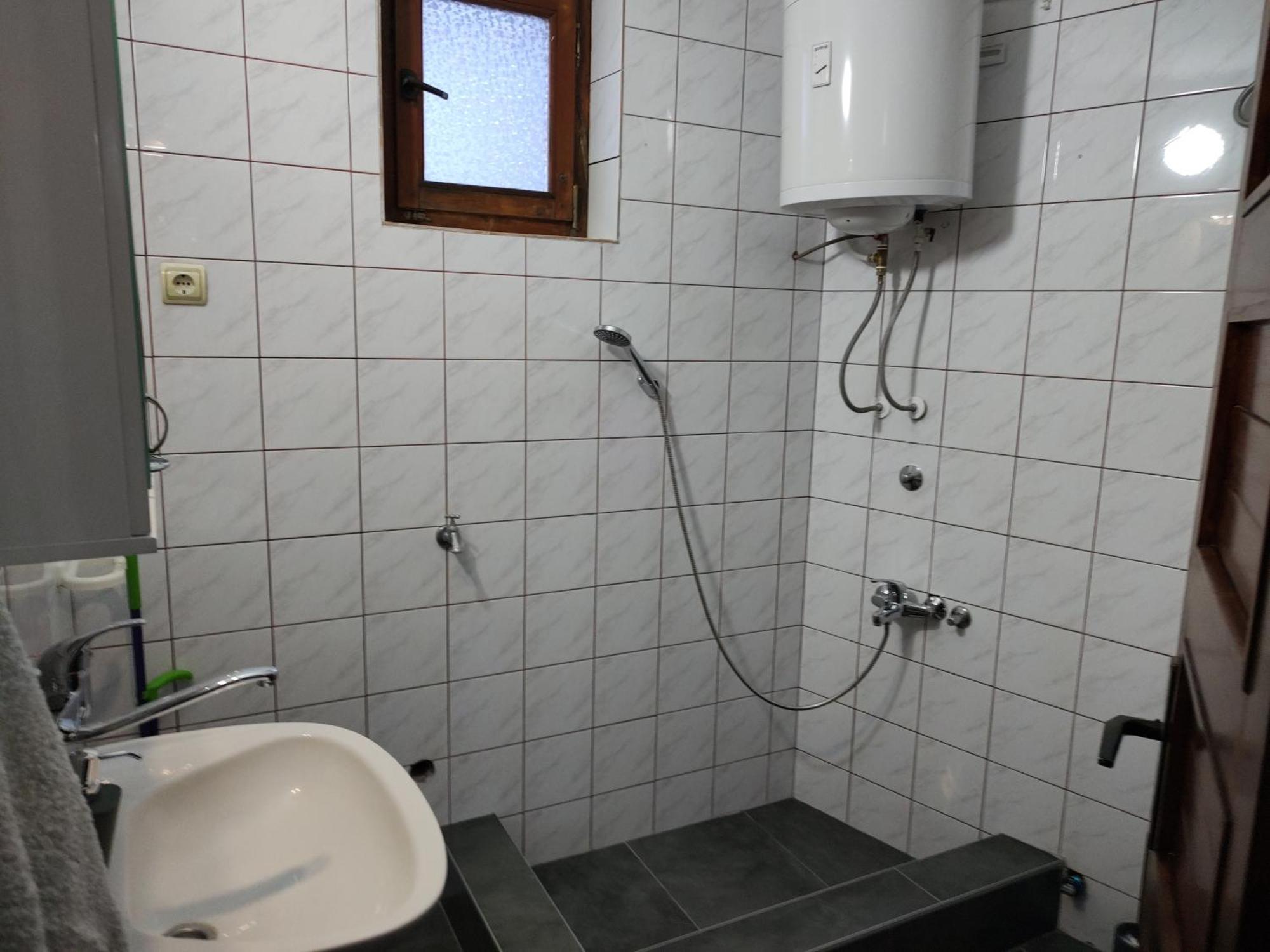 Stan Apartment Sremska Mitrovica Exterior photo